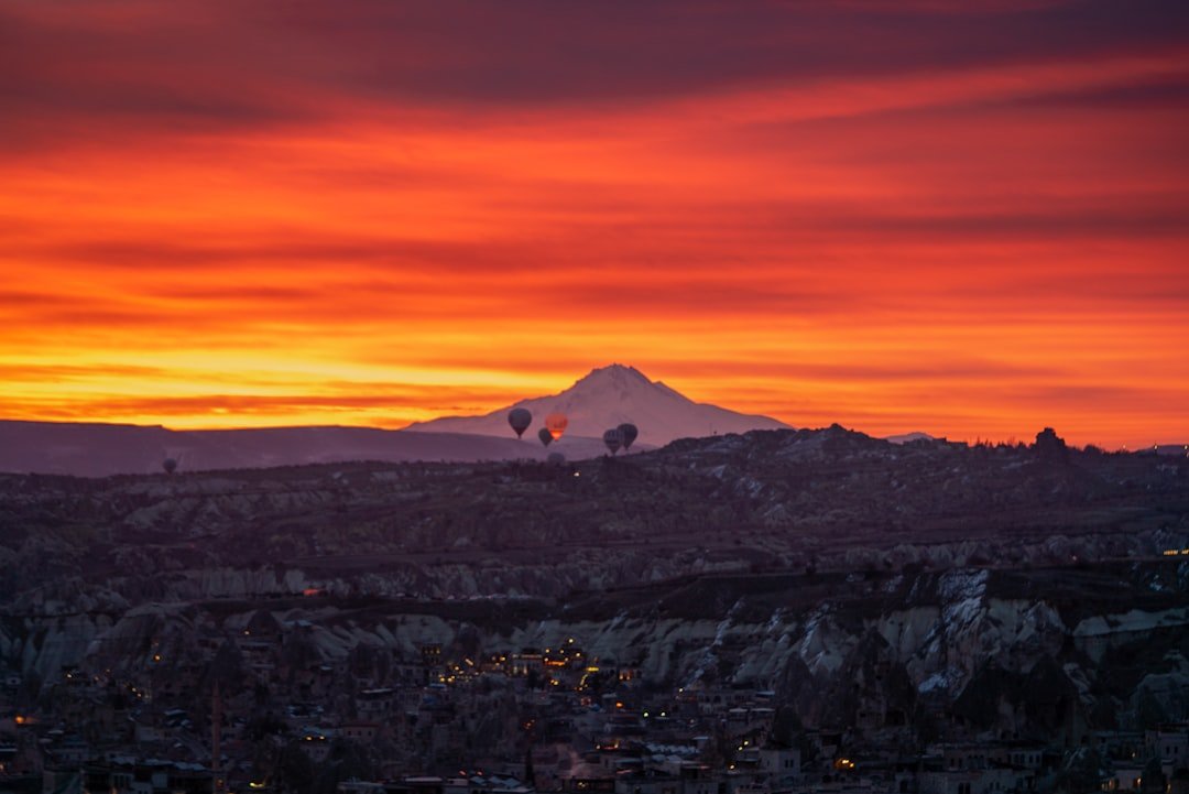 Cappadocia Sunrise Coffee: Best Spots to Watch the Balloons