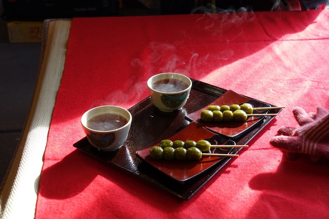 Coffee Shop Etiquette in Turkey: Tips for Tourists